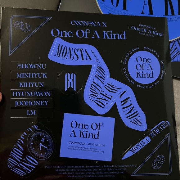 Monsta X One of a Kind Version 2 CD - Picture 5 of 6
